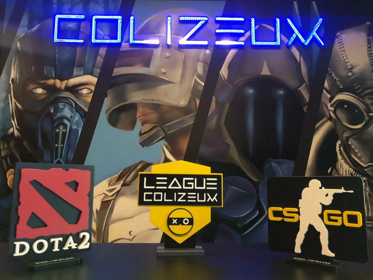 Интерьер компьютерного клуба COLIZEUM Camp Самара Платонова